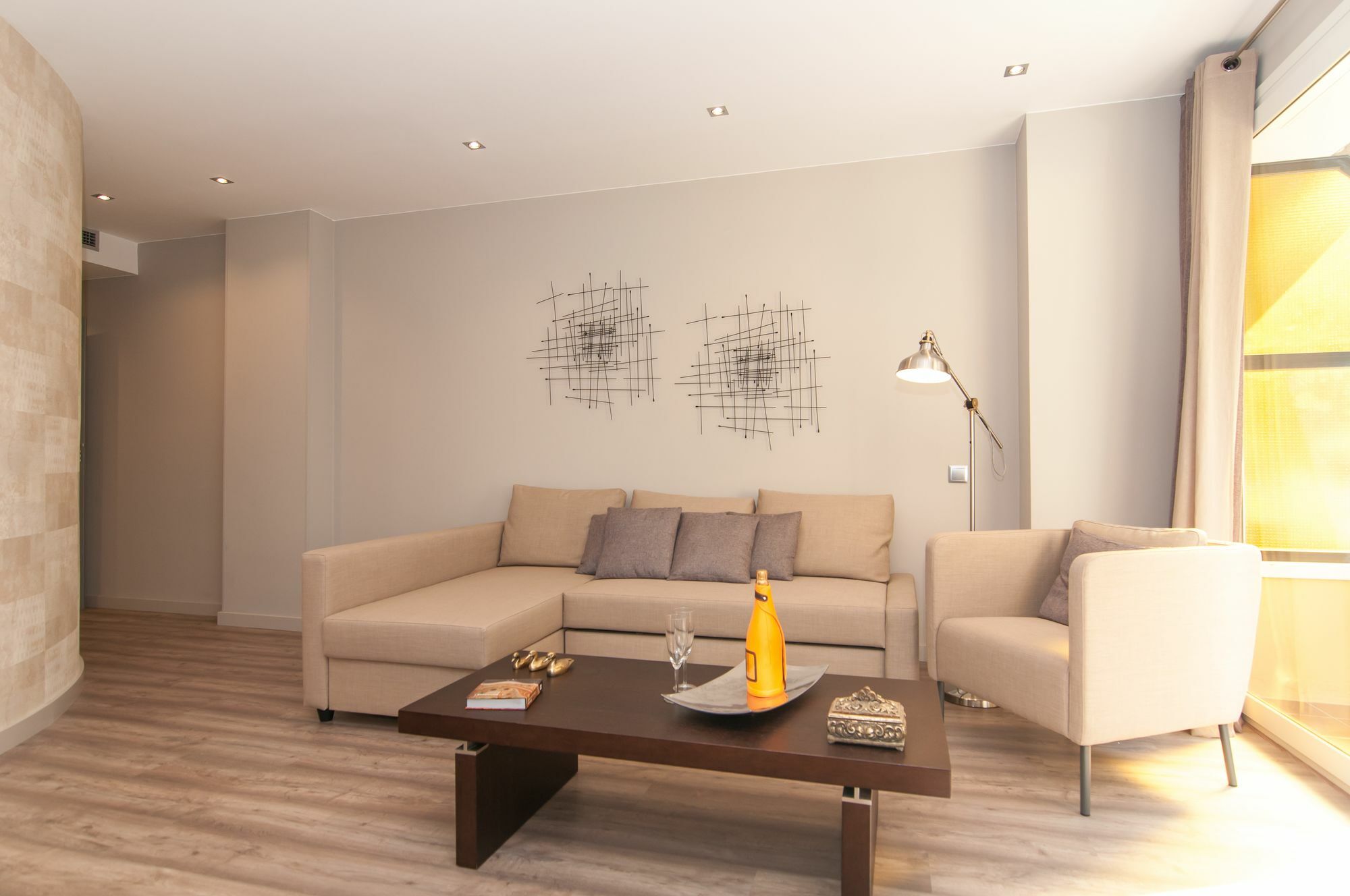Montaber Apartments - Sagrada Familia برشلونة المظهر الخارجي الصورة